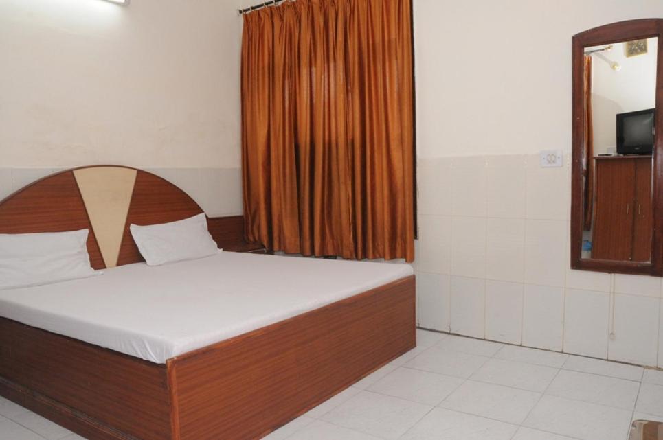 Hotel Surya Palace Chandīgarh 外观 照片